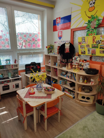 Tr. Veveričky : Regionálne centrum